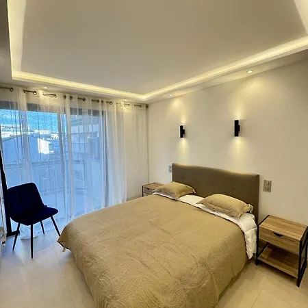 Azur, Moderne Et Proche Lejlighed *